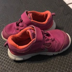 Used Nike 10 C girls shoes